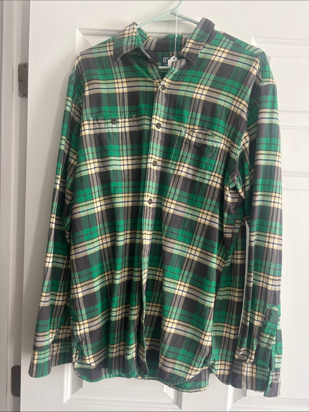 Polo Green Plaid Button-Up Men's Shirt - Classic Flannel Style
